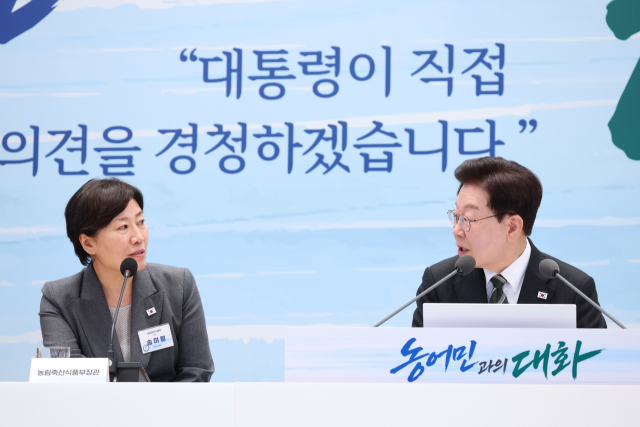 이 대통령 'CPTPP 가입 서두르지 않겠다'