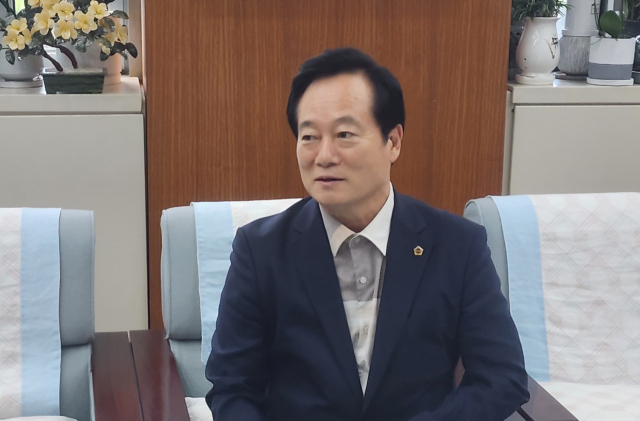 윤태한 부산시의회 부의장 