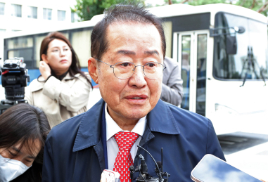 '시장 아닌 변호사' 홍준표…
