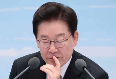 李, '경호처 개혁' 열쇠 내놓겠다더니…문은 더 꽉 잠겼다