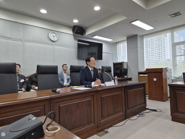 27일 오후 포항시의회에서 도성현 포항시시설관리공단 이사장 후보자의 인사청문회가 열리고 있다. 배형욱 기자