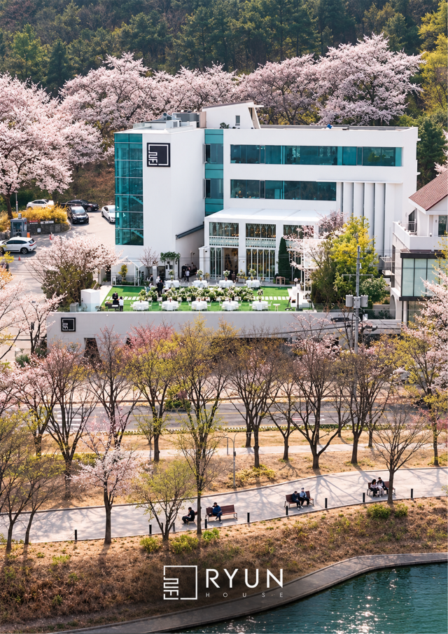 대구 수성못 인근에 자리한 프라이빗 복합 행사 공간 