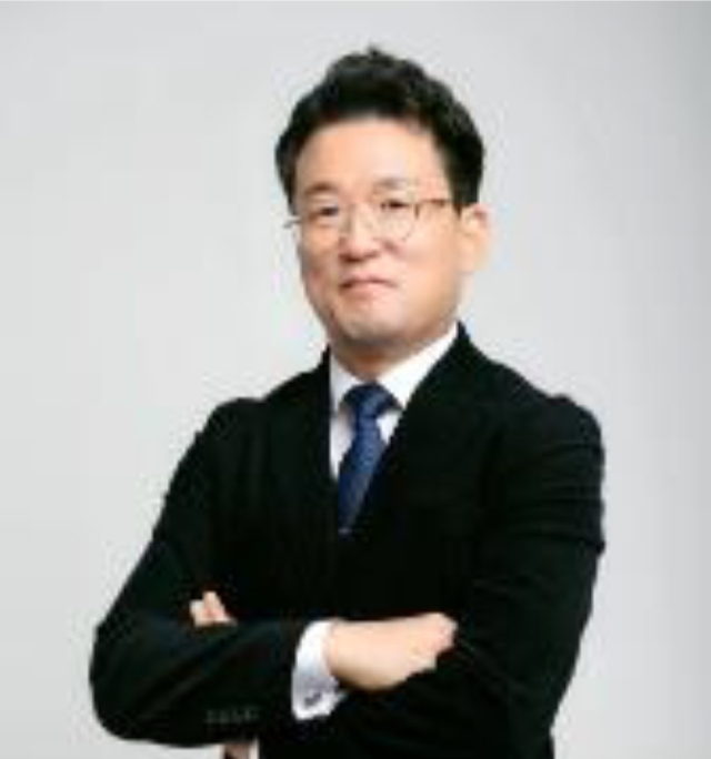 [기고] 군복을 벗는 후배님께, 먼저 걸어본 선배가